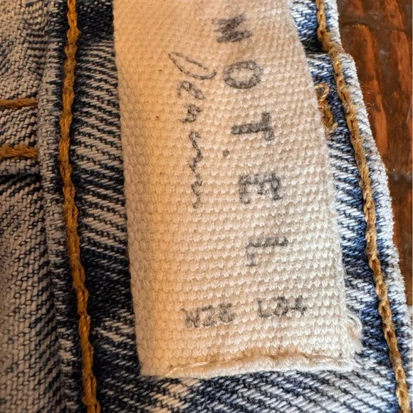 MOTEL low rise parallel jeans. 80s light blue wash.Waist 26 length 34. No flaws - Picture 5 of 6